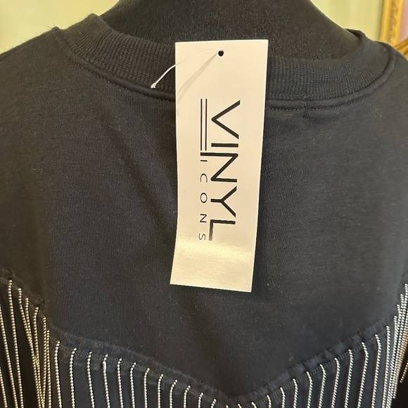 Vinyl Icons Blondie Black Graphic Sweatshirt with Studs & Tassels NWT Size Large - Picture 4 of 11